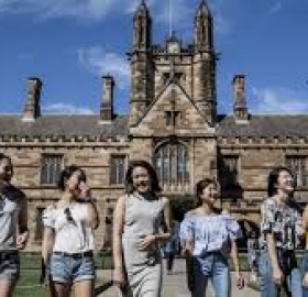 SỰ GIÁN ĐOẠN HOẠT ĐỘNG NHẬP CƯ ĐE DỌA ĐÀ TĂNG TRƯỞNG LIÊN TỤC CỦA AUSTRALIA